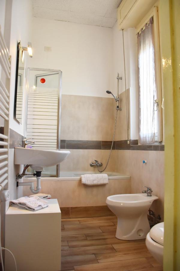 B&B Via Roma Bernate Ticino Екстериор снимка